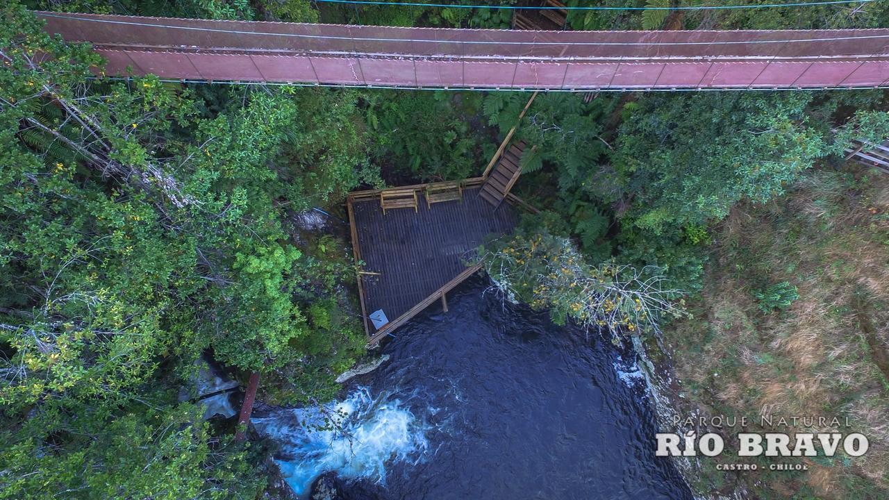 Parque Natural Rio Bravo Lodge 卡斯特鲁 外观 照片